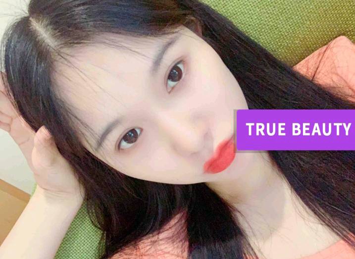 漂亮性感妩媚的模特